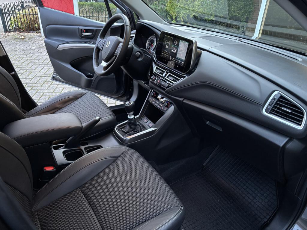 Suzuki Sx4 S-cross style 1.4 boosterjet smart hybrid