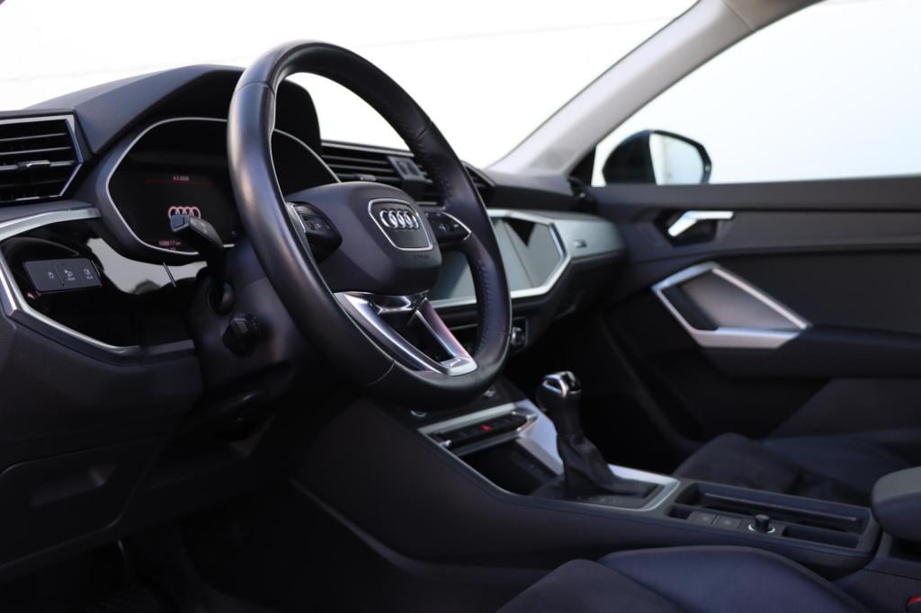 Audi Q3 35 tfsi pro line 150pk s-tronic