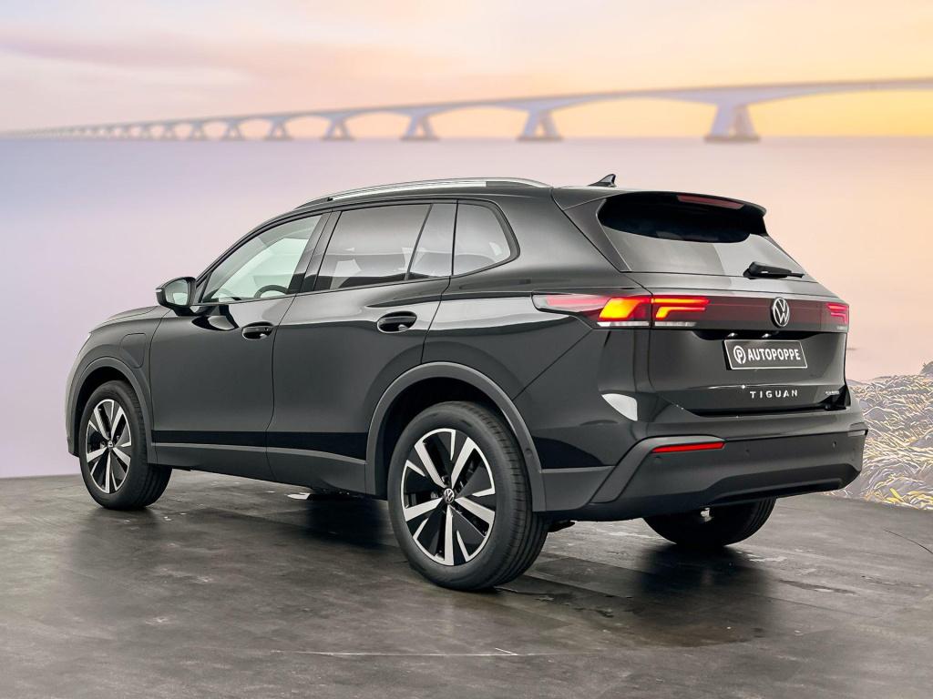Volkswagen Tiguan limited edition 204pk plug in hybrid voordeel van € 3.500