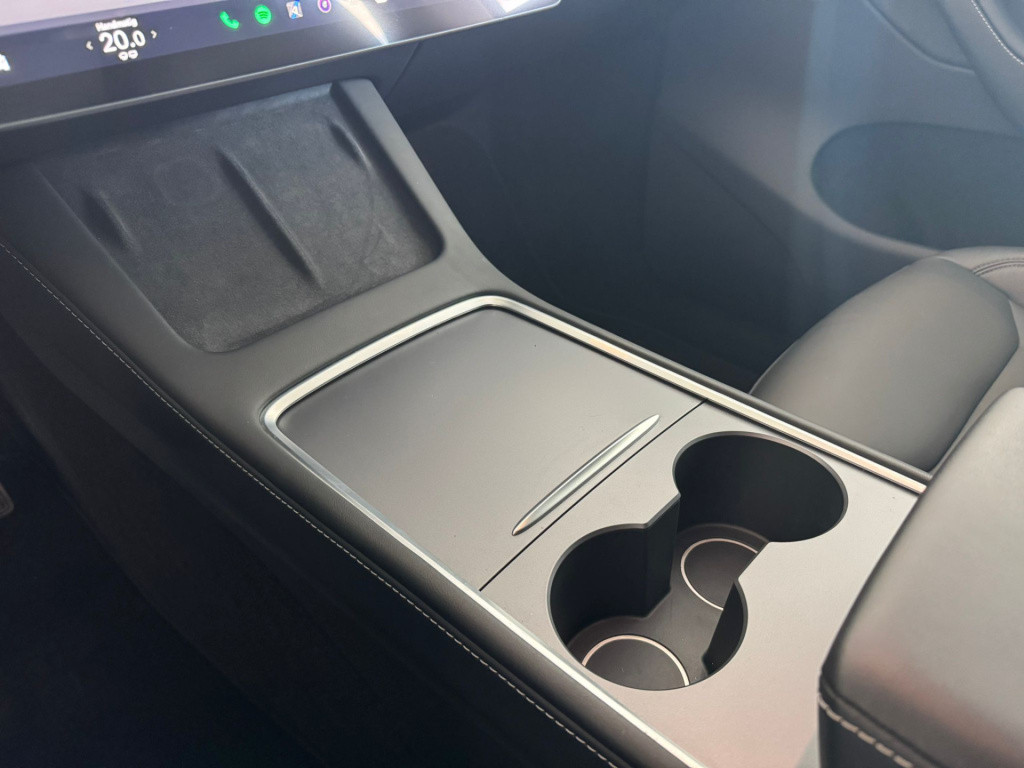 Tesla Model Y rwd 58 kwh
