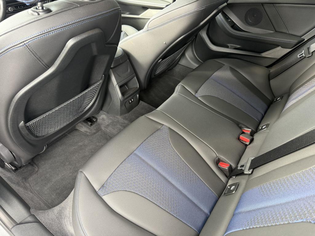 BMW 1 Serie 120i automaat high executive m-sportpakket 5-drs