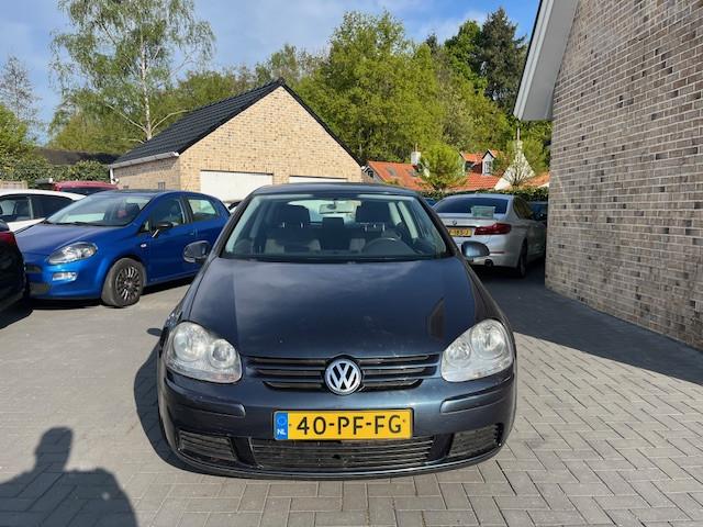 Volkswagen Golf 1.6 FSI Sportline Airco