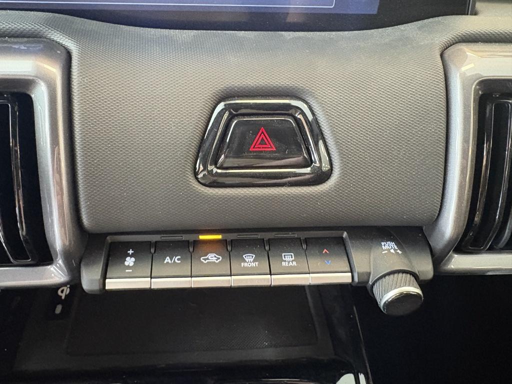 Toyota Urban Cruiser executive 61 kwh | panodak | jbl |