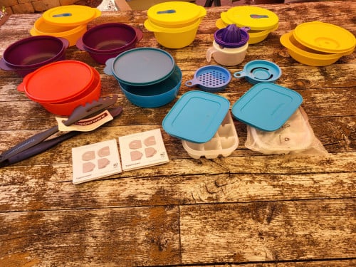 Tupperware set ongebruikt