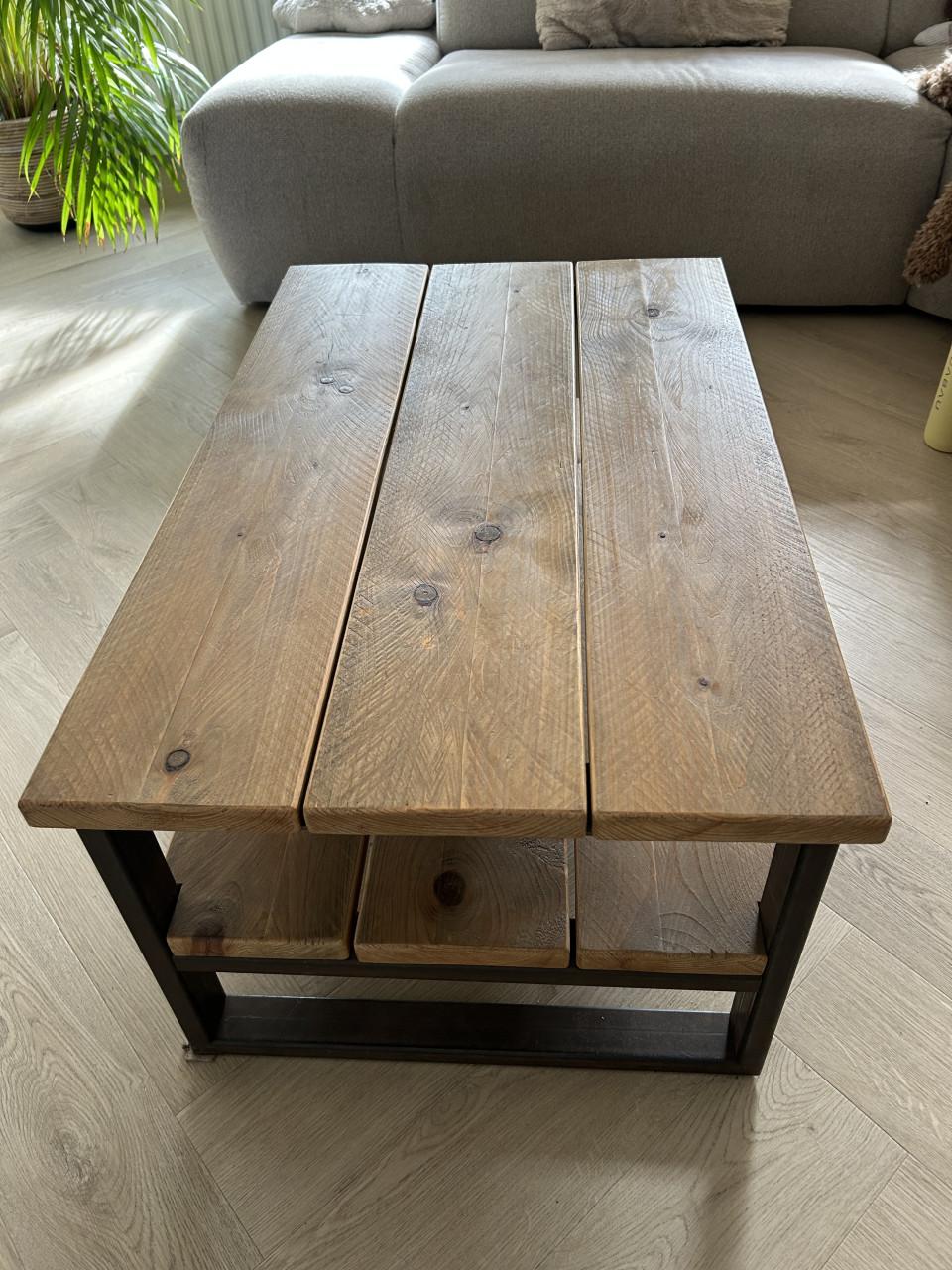 Steigerhouten salontafel