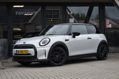 Mini Cooper mini 1.5 apple carplay | stuur / stoelverwarming | dealer onder