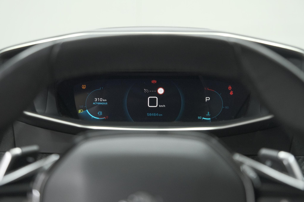 Peugeot 208 puretech 100 eat8 allure pack | camera | navigatie | apple carp