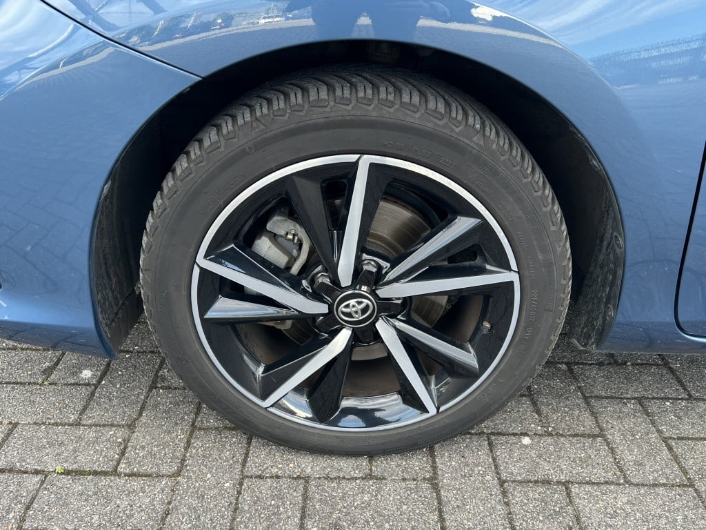 Toyota Auris touring sports 1.8 hybr. dynamic