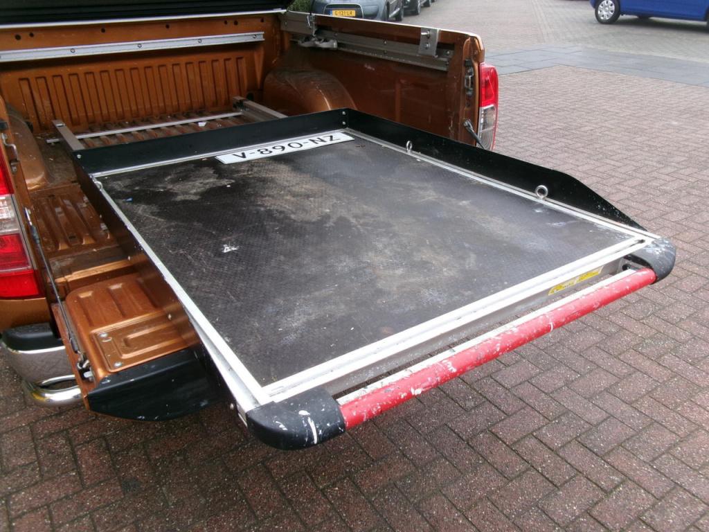 Nissan Navara 2.3 dci 190pk airco, st.verw., nav., 360 cam.