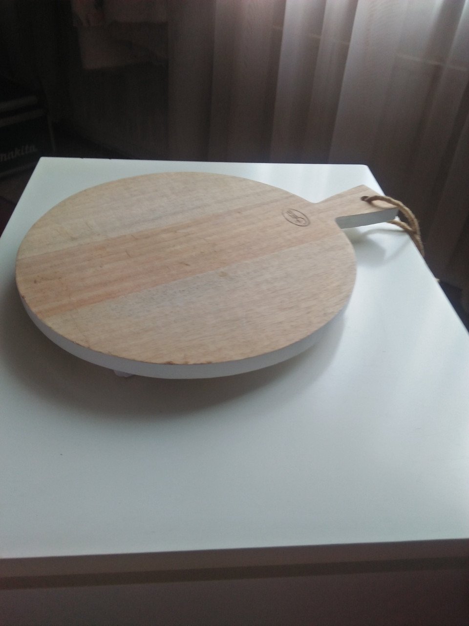 Decoratieve kaasplank met 2 stuks zeep "Savon de Marseille"