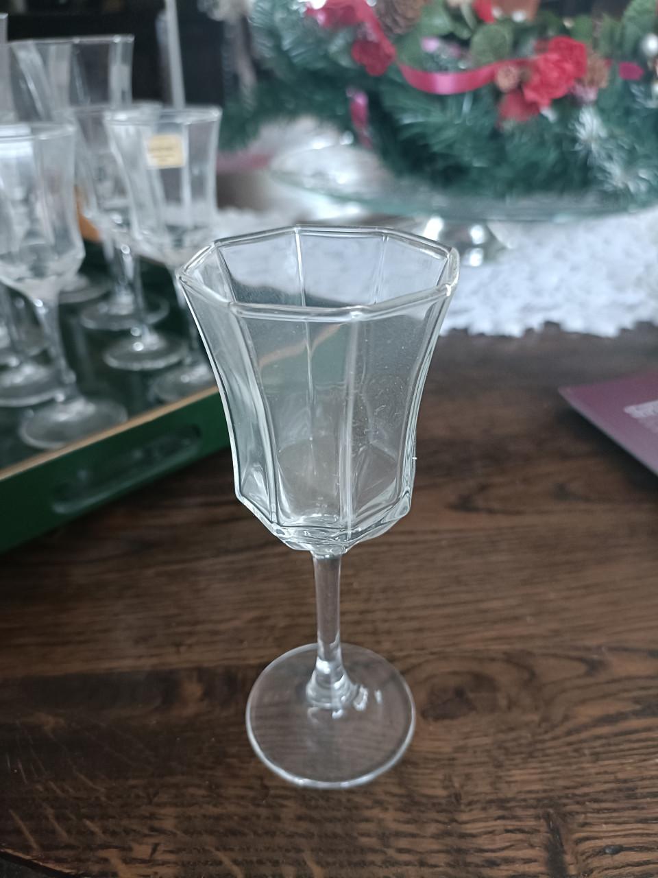 18 delig Lumiarc glasservies.