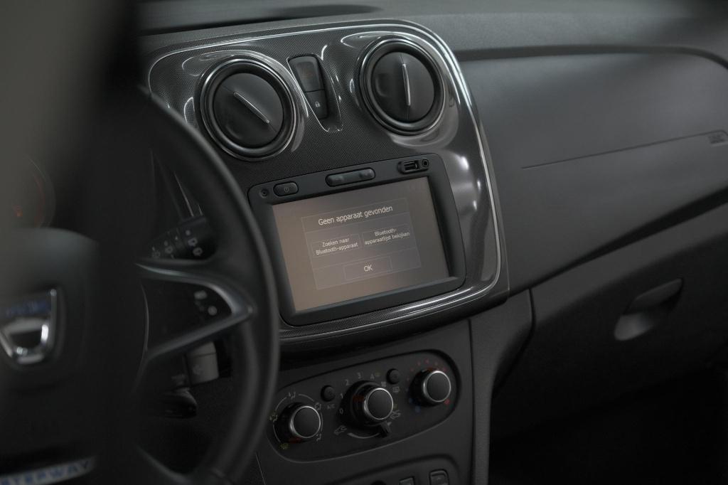 Dacia Sandero Stepway tce 90 sl | parkeersensoren | cruise control | naviga