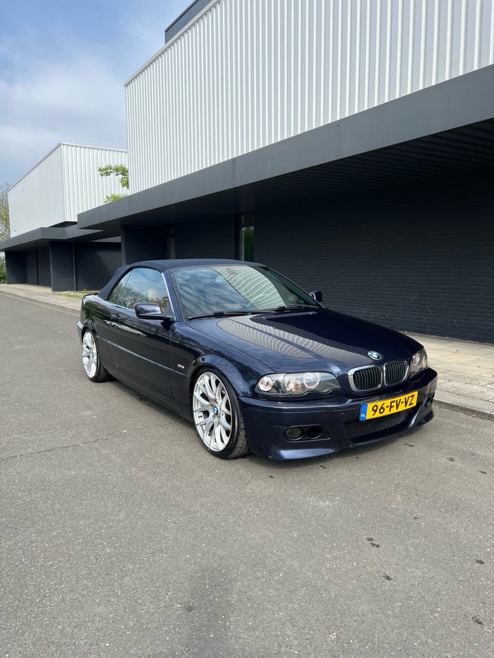 Bmw E46 323i cabrio - Automaat!