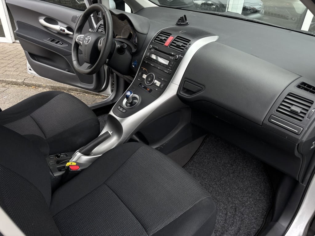 Toyota Auris automaat 1.8 full hybrid aspiration