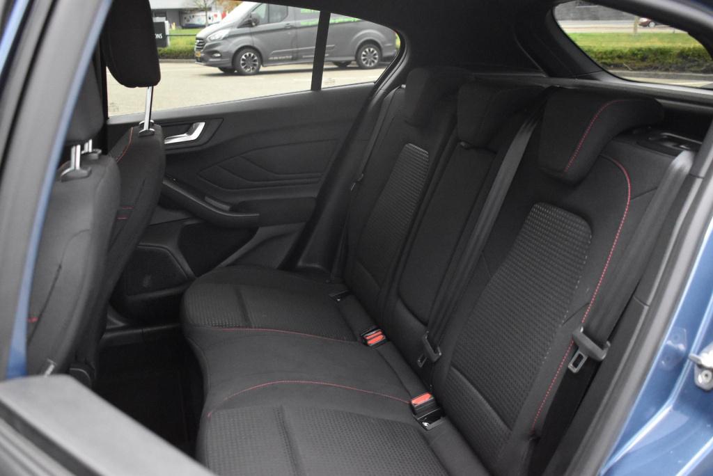 Ford Focus 1.0 ecoboost hybrid 155 pk st line style