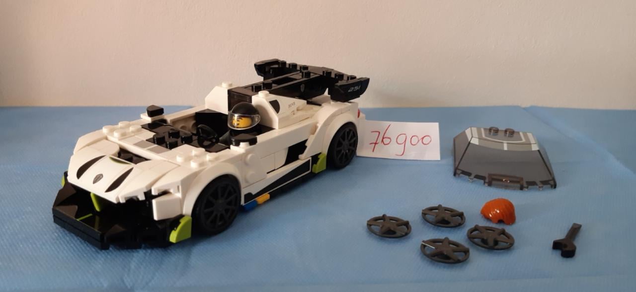 LEGO Speed Champions 76900:  Koenigsegg Jesko