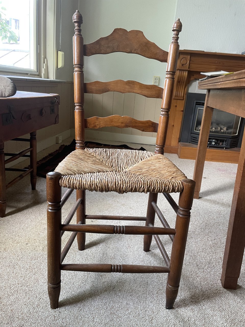 4 identieke stoelen