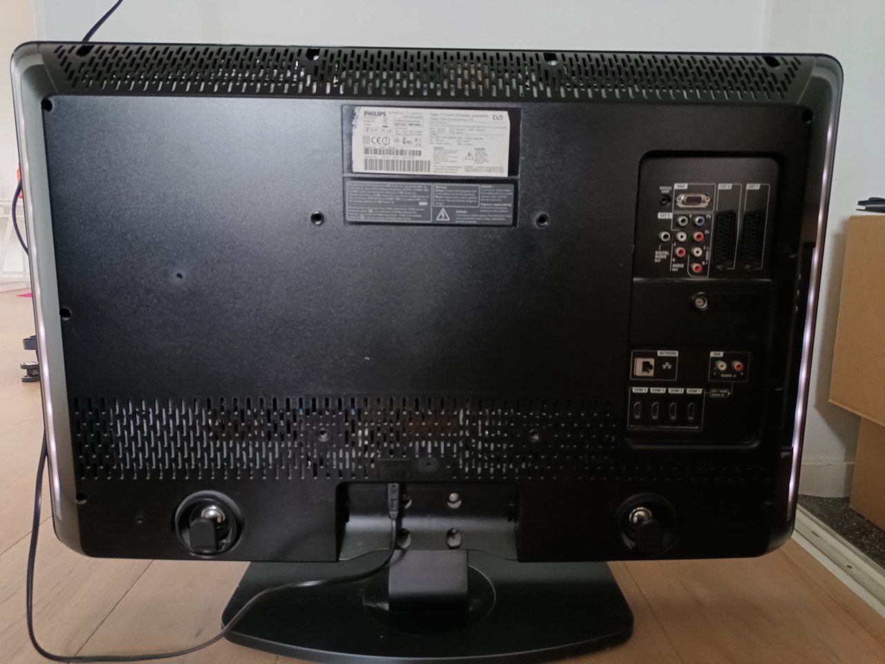 Philips LCD TV 32" incl. afstandsbediening
