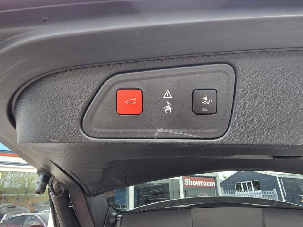 Peugeot 3008 1.2 puretech allure
