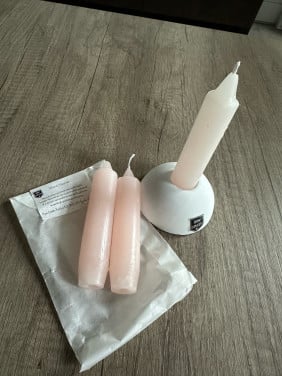 3 roze kaarsjes met houder