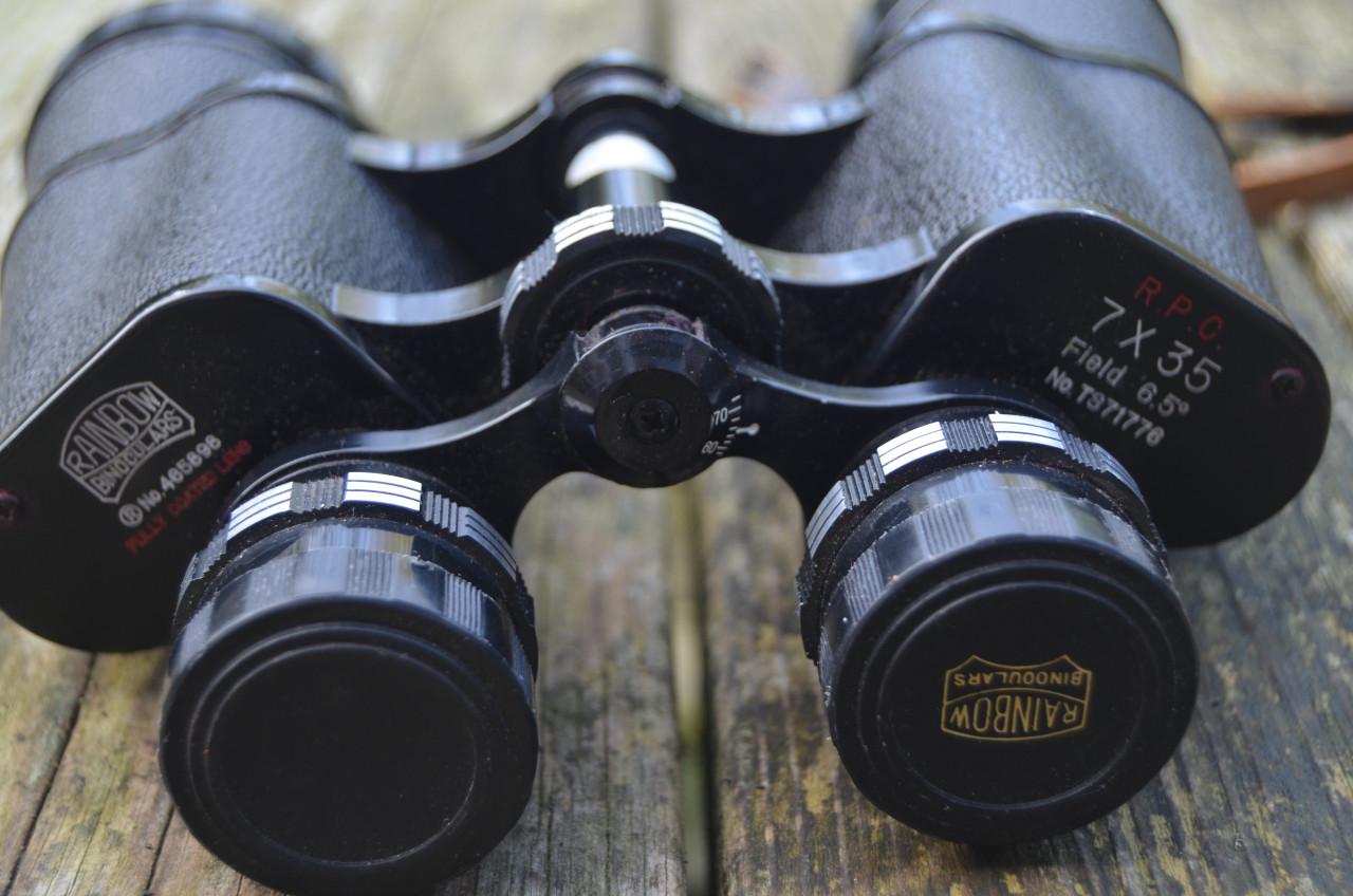 Rainbow verrekijker in mooi lederen etui.