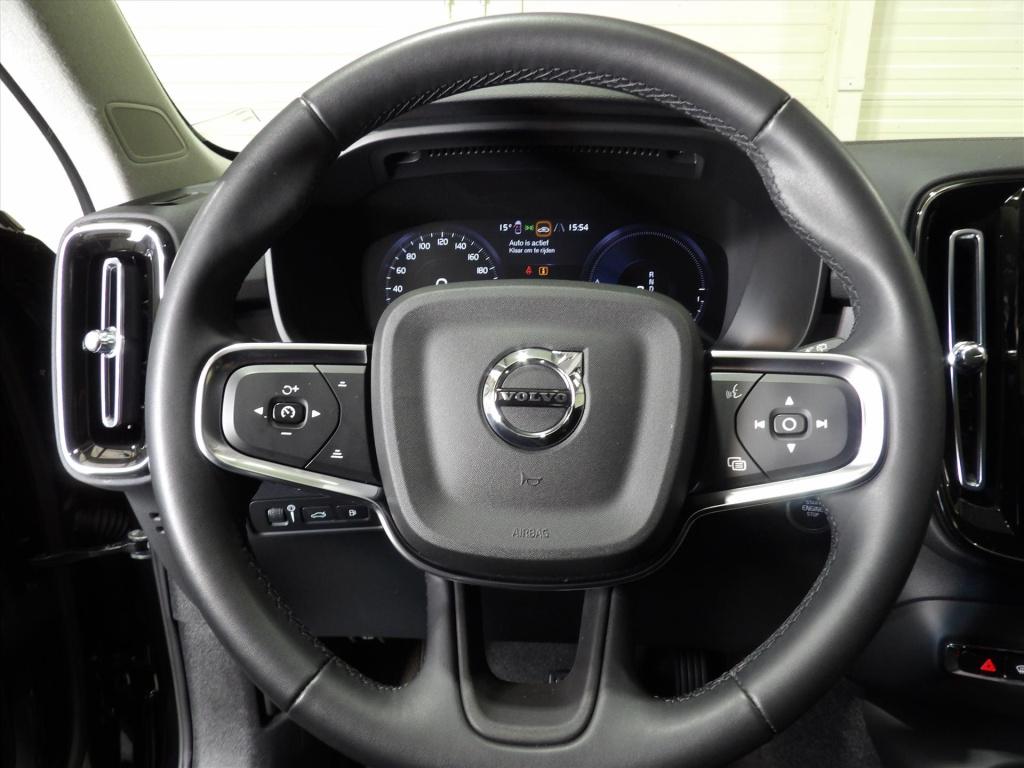 Volvo XC40 t5 plug-in hybrid 262pk aut plus dark