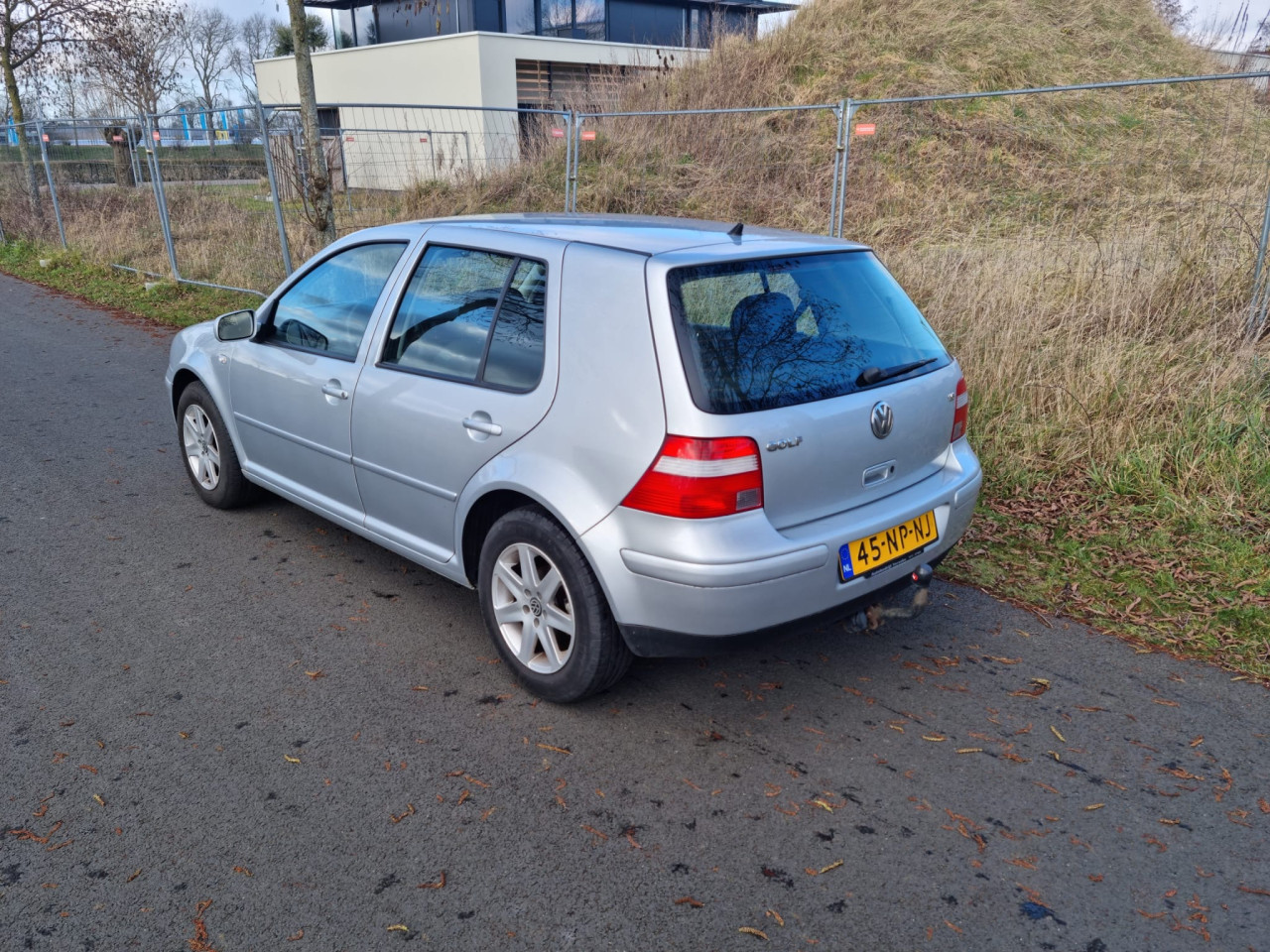 Vw golf 1.6i bj 2004 258.000 1 jaar apk