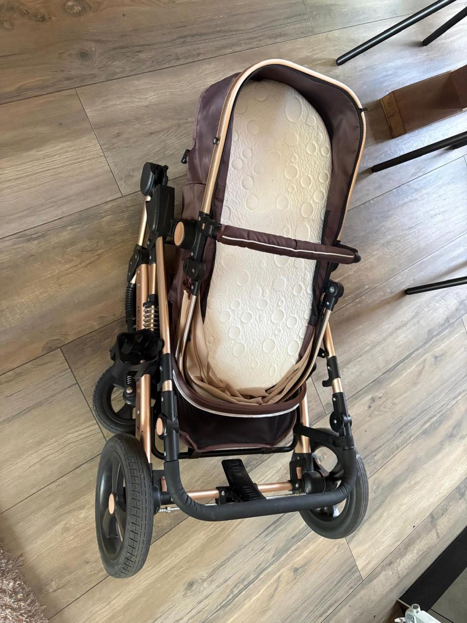 Kinderwagen met Reiswieg (los te koppelen) van Mio Amore