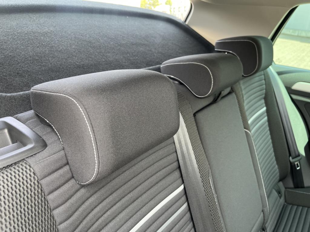 Volkswagen Golf 1.2 tsi cup edition 85 dkm navi