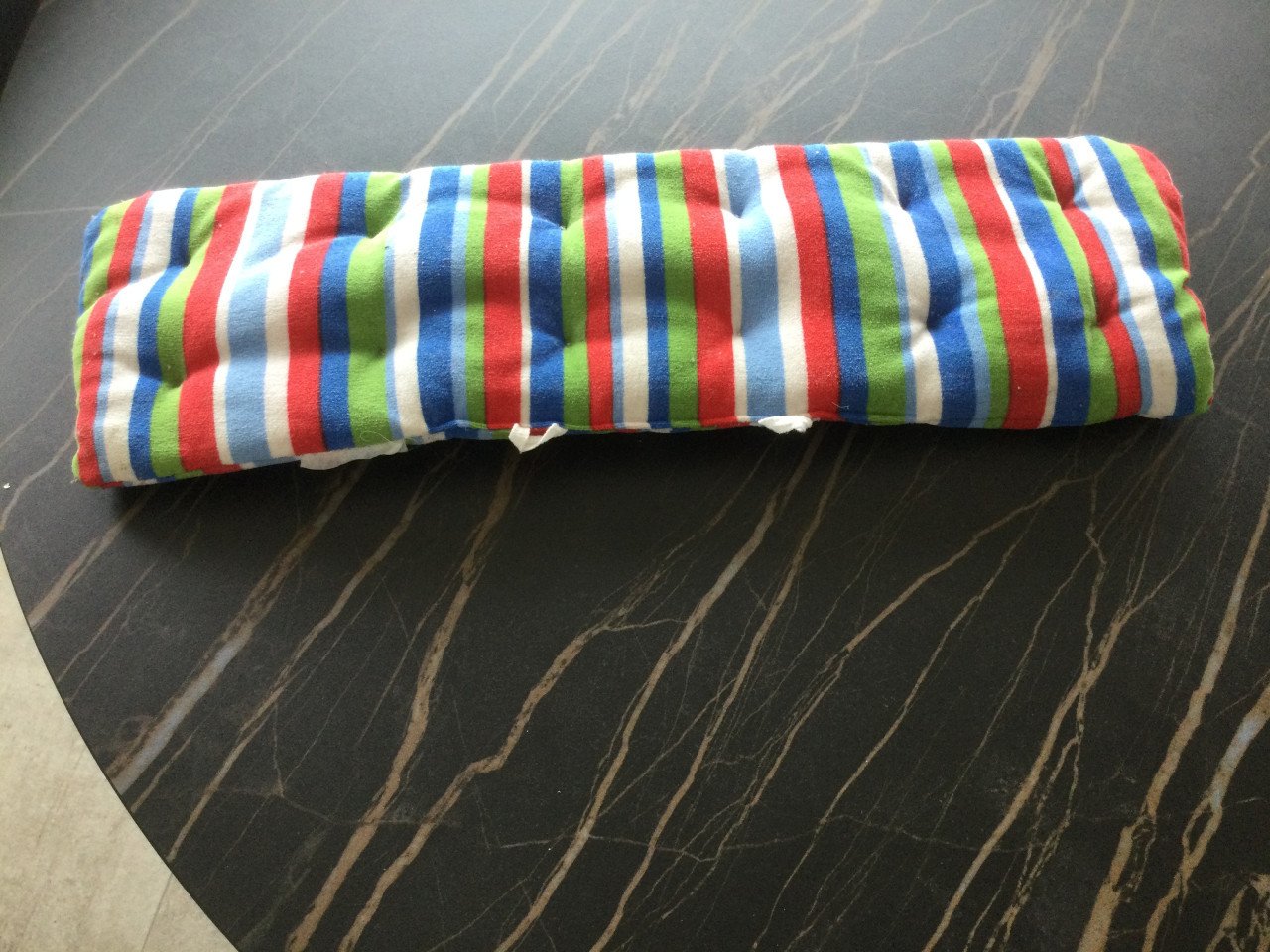 Ikea kinderstoel. (Gereserveerd)