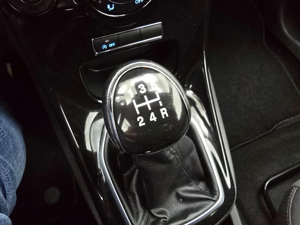 Ford Fiesta occasion 1.0 titanium luxe versie met cruisecontrol en sportvel