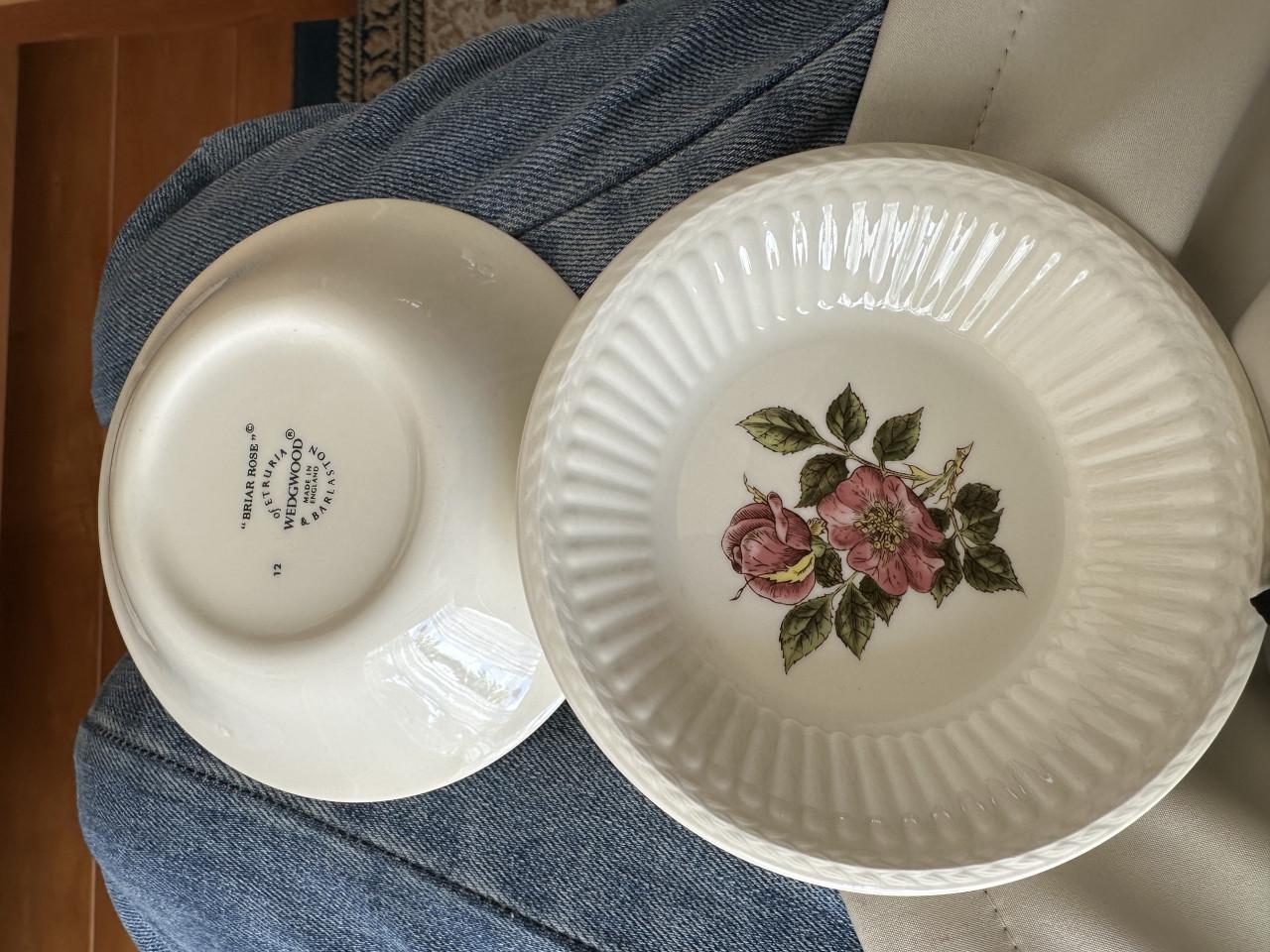 Te koop wedgwood servies