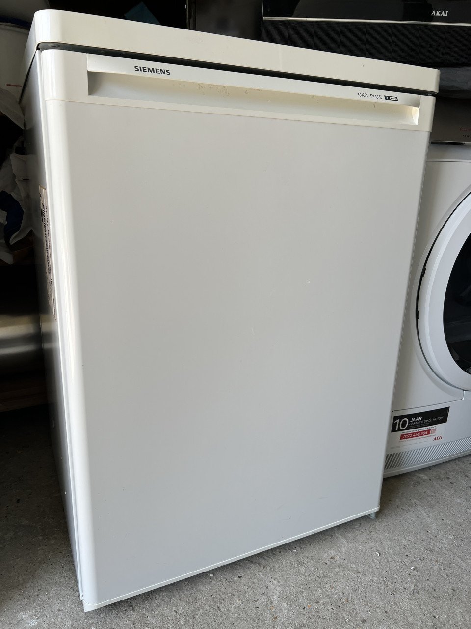 Siemens vrieskast/vriezer 85x60 cm. 4 laden 120 liter als nieuw
