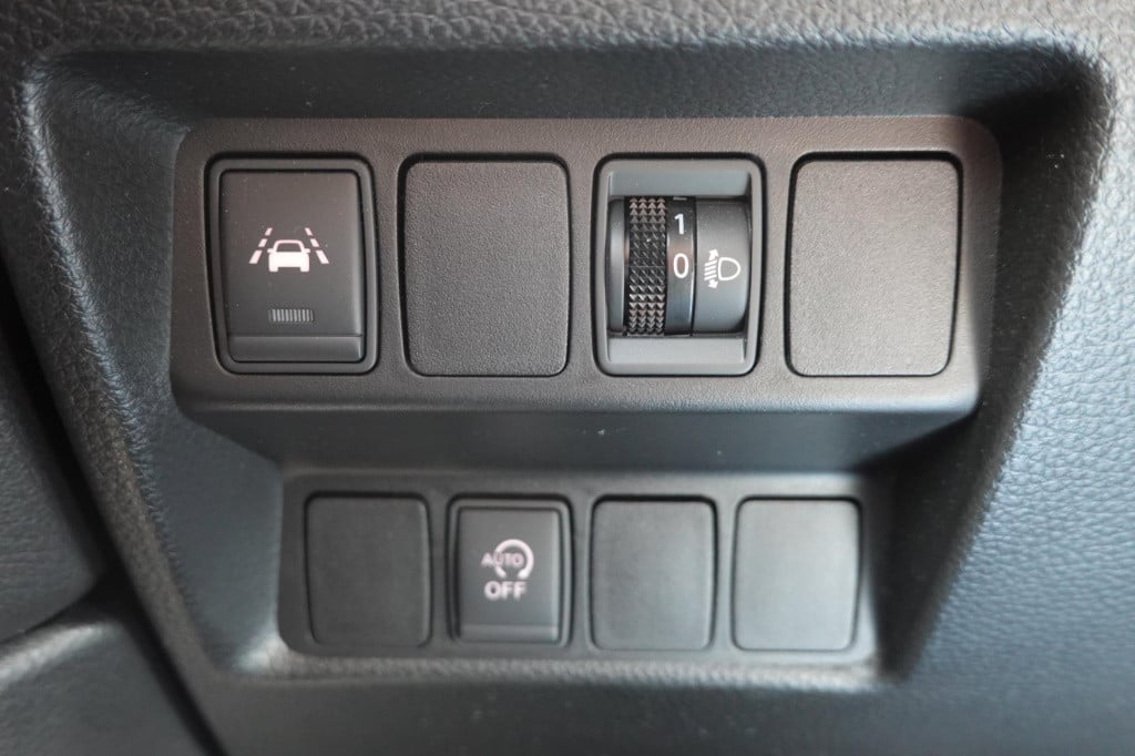 Nissan Qashqai 1.2 n-connecta