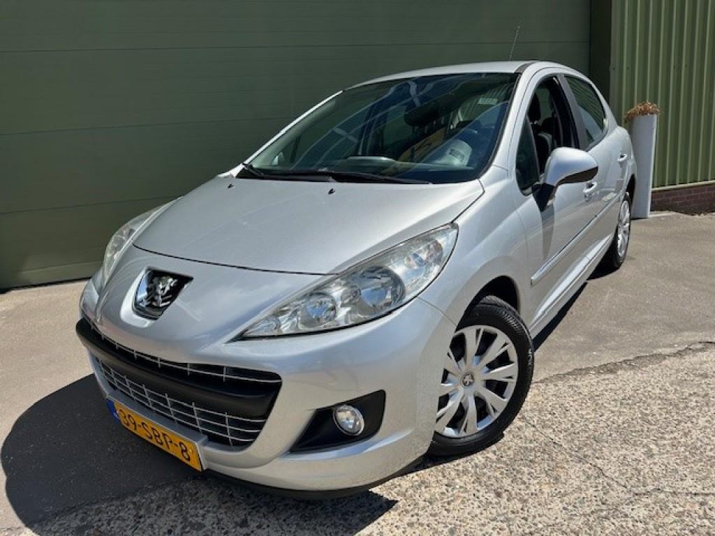 Peugeot 207 1.4 vti active