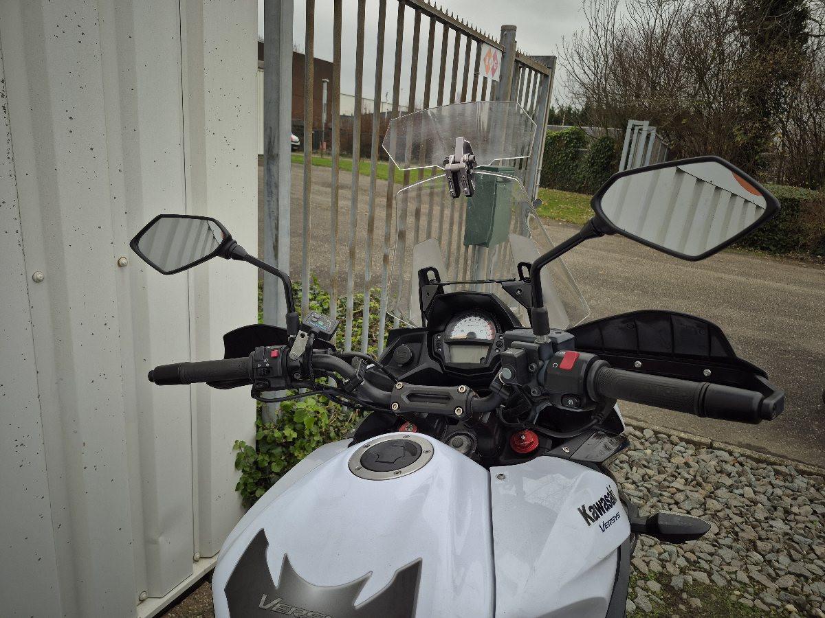 Kawasaki Versys 650GT uit 2015, boordevol