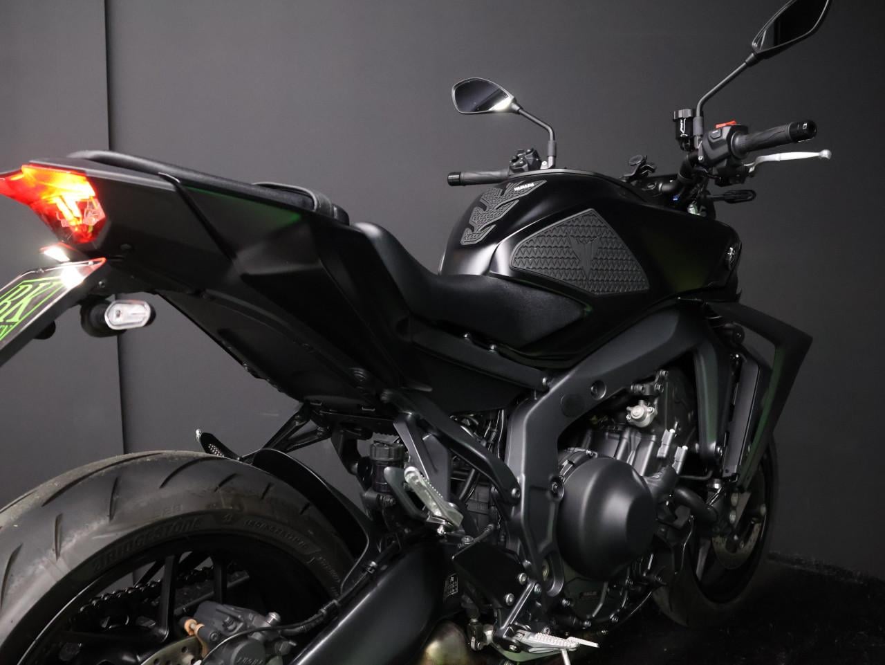 MT 09 | Techblack