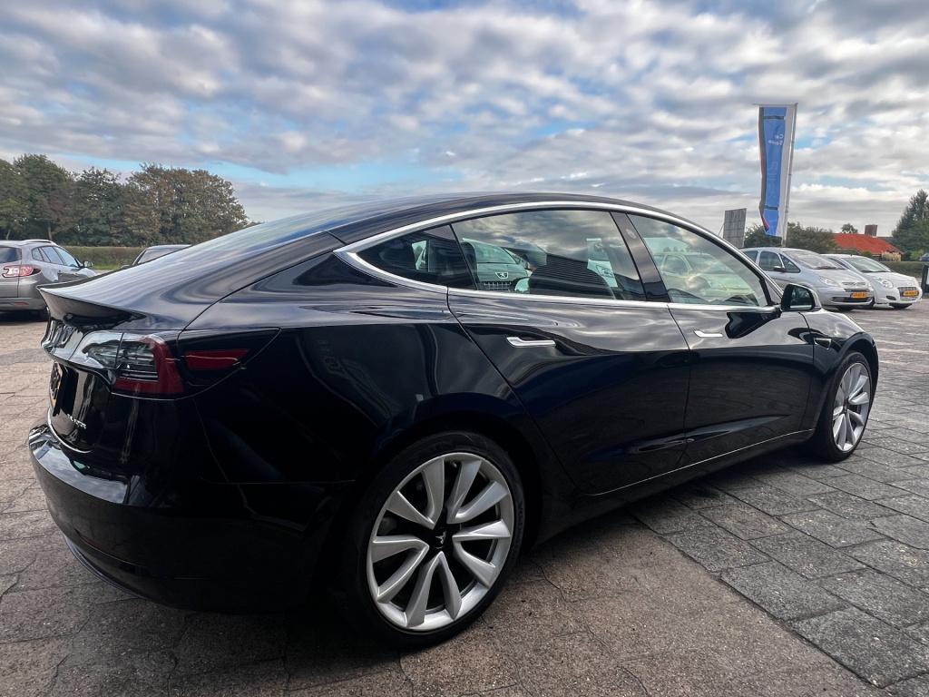 Tesla Model 3 long range awd 75 kwh