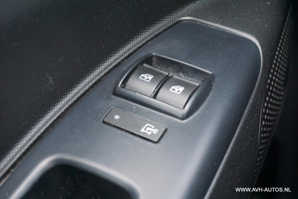 Opel Combo 1.6 cdti l1h2 edition, hoog dak!