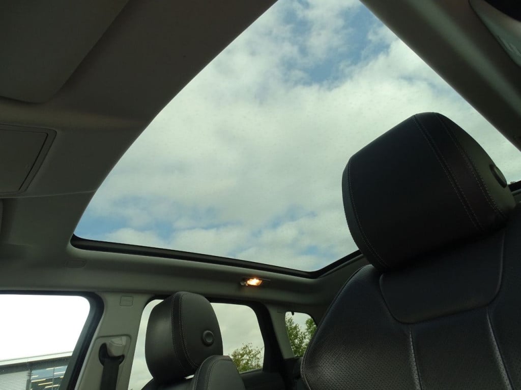 Land Rover Range Rover 2.0 td4 hse | 20" | pano | stoelverwarming | trekhaa