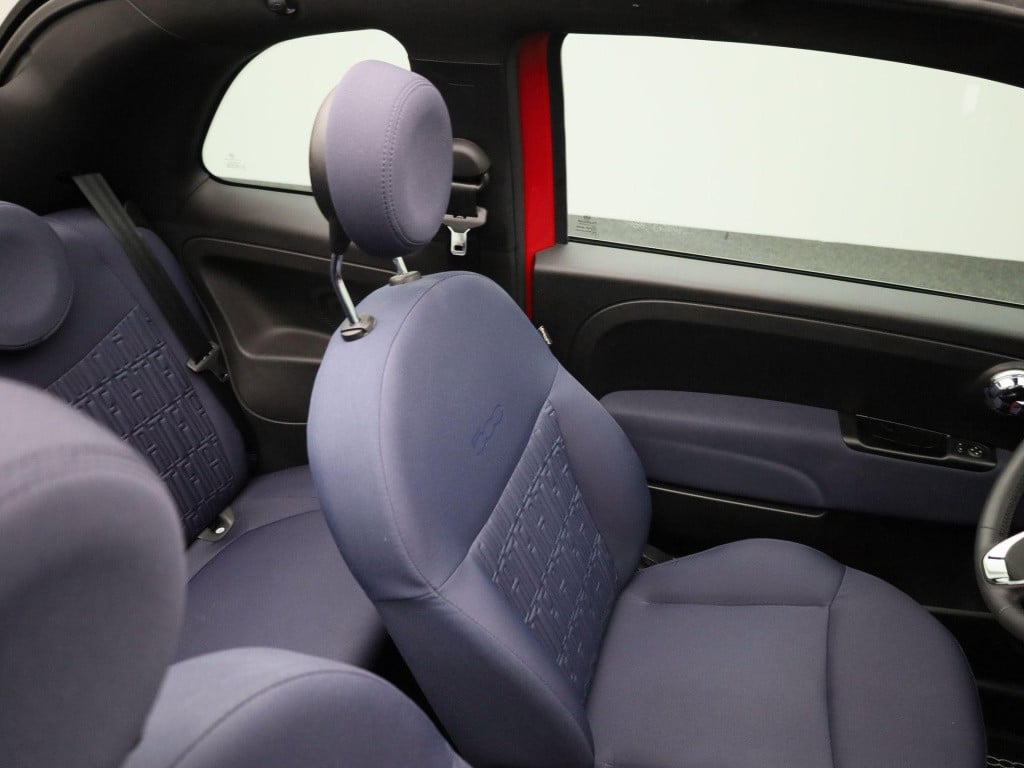 Fiat 500 C 1.0 hybrid club | cabrio | parkeer sensoren | dab | airco | crui