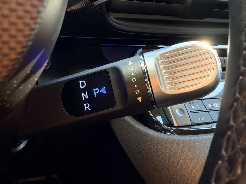 Hyundai Inster evolve plus 49 kwh apple/android carplay | lm-velgen |stoelv