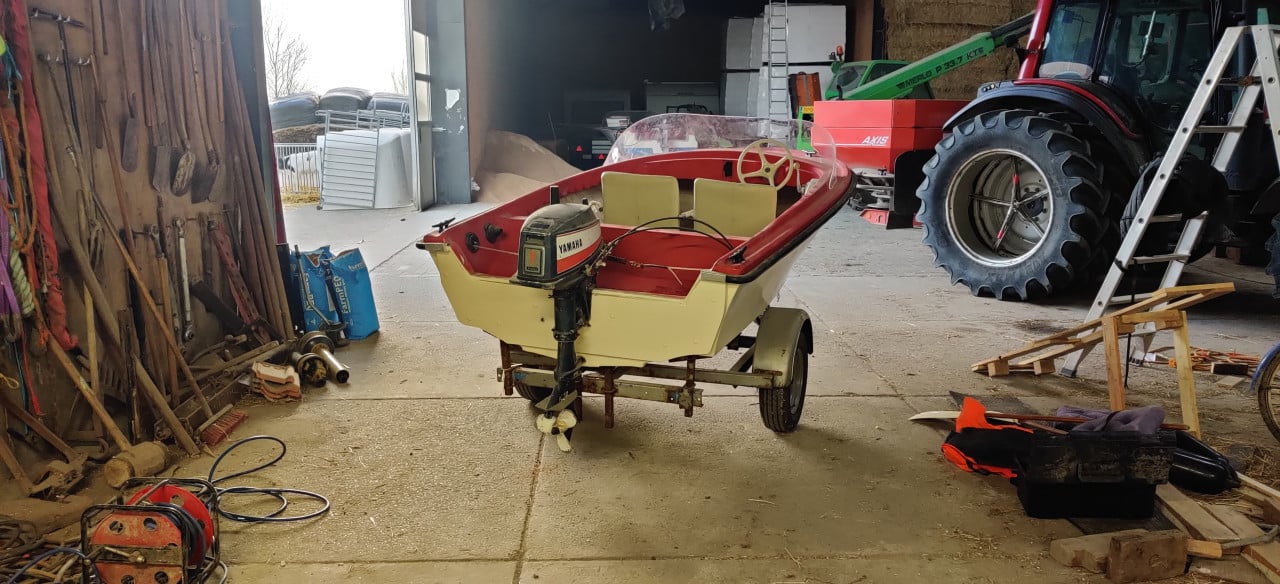 Bootje met 8pk Yamaha