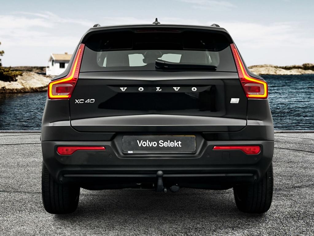 Volvo XC40 p8 408pk recharge r-design| cruise.controle| stoelverwarming