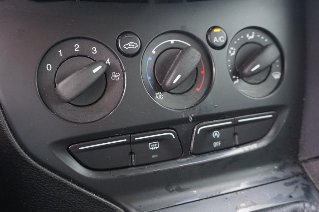 Ford Focus wagon 1.0 ecoboost edition airco / navi / cruise / carplay / ele