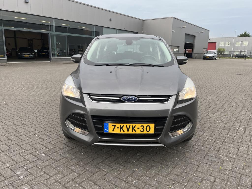 Ford Kuga 1.6 titanium 1 eig 58 dkm 2000 kg trekgewicht