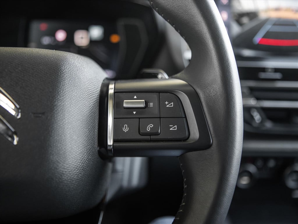 Citroen C5 X 1.2 puretech 130pk feel automaat | navigatie | camera | park. 