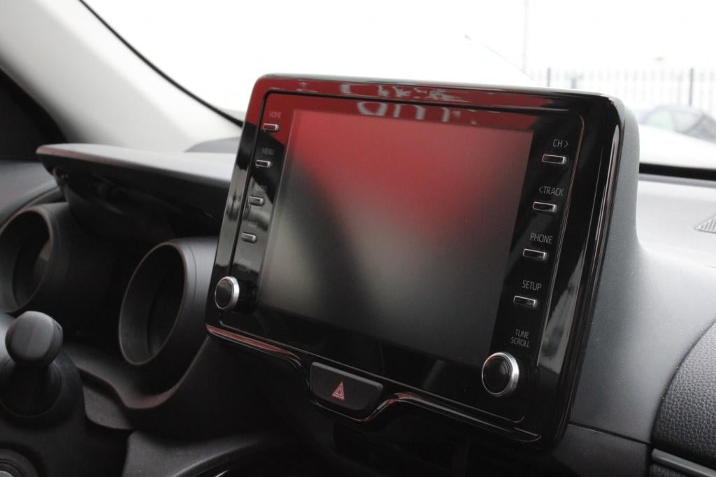 Toyota Yaris Cross 1.5 hybrid business