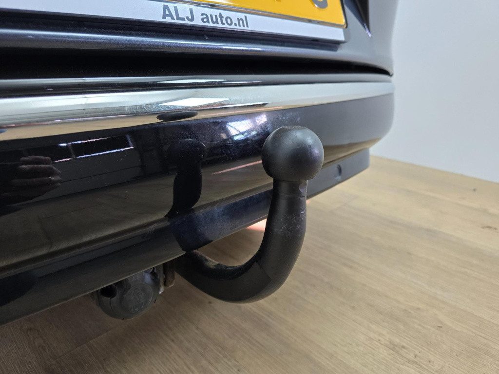 Renault Clio estate occasion 0.9 tce limited met trekhaak | zuinig! | tweed