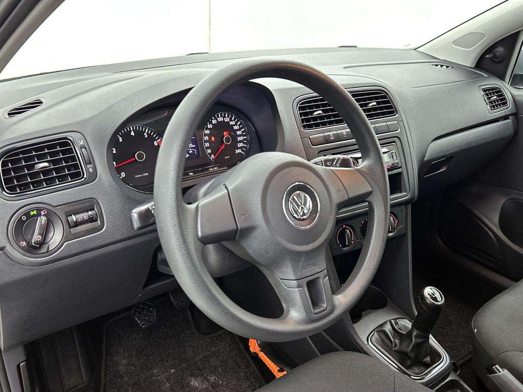 Volkswagen Polo 1.2 easyline lage kilometerstand | airco